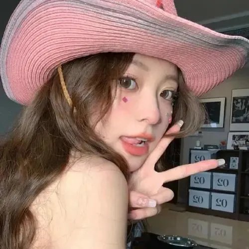 隔壁的吸血鬼美眉 封面